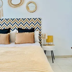 famara-surfer-apartment.in-canary-islands.com/